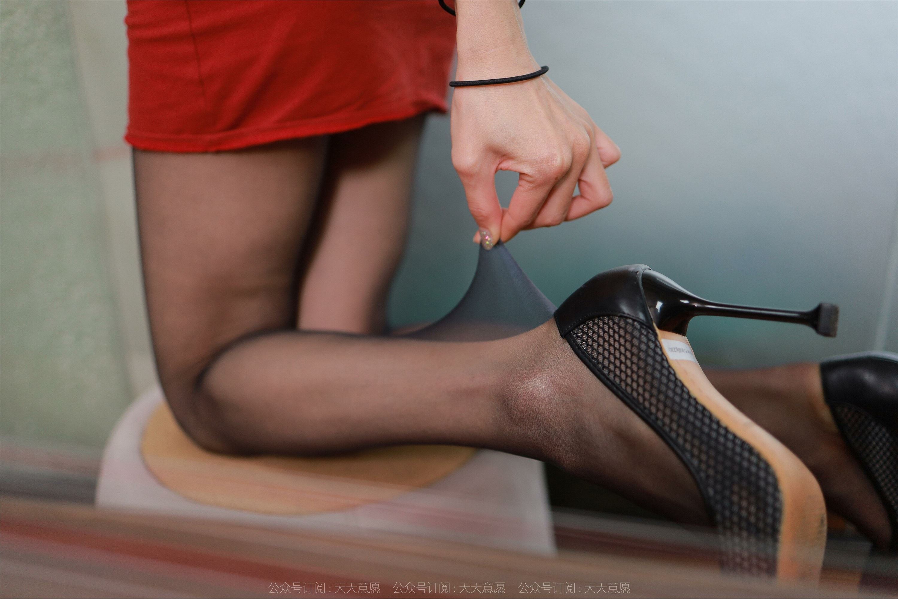 IESS异思趣向  2022.04.26 丝享家 1071：小六《红裙古筝》